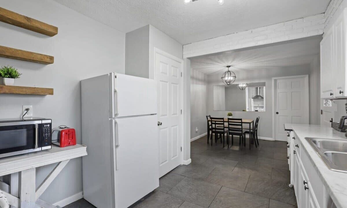 Photo of Kitchen in Newark