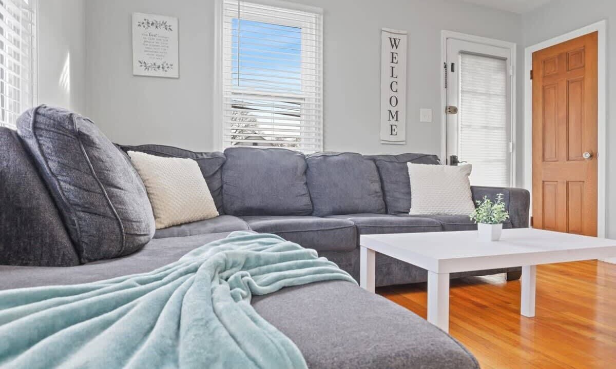 Photo of Livingroom in Newark