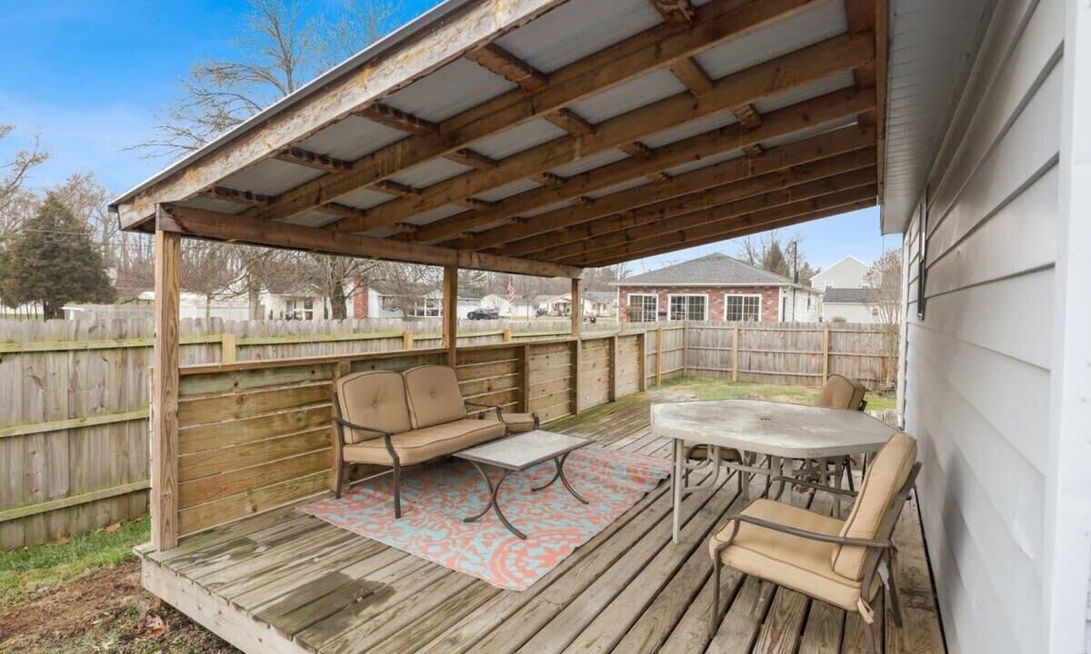 Photo of Outdoor in Newark