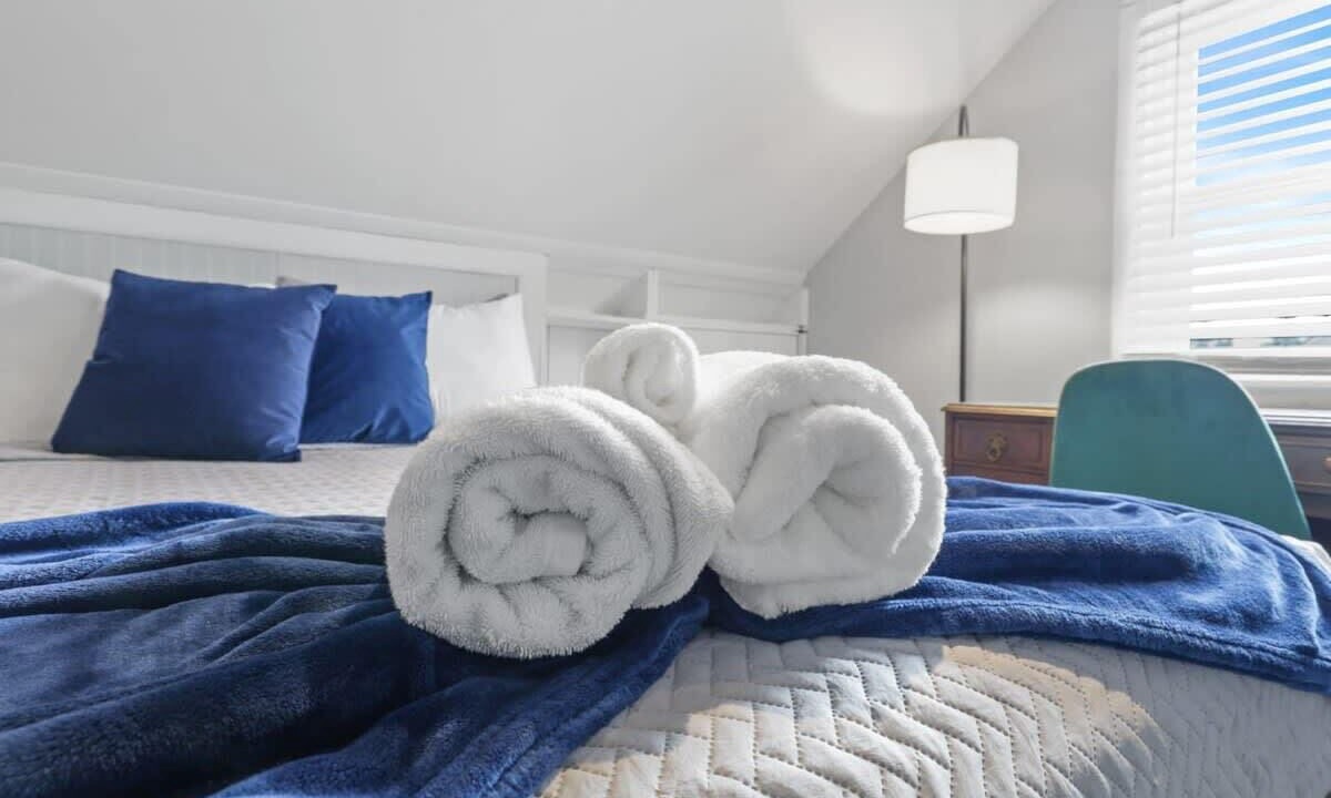Photo of Bedroom in Newark