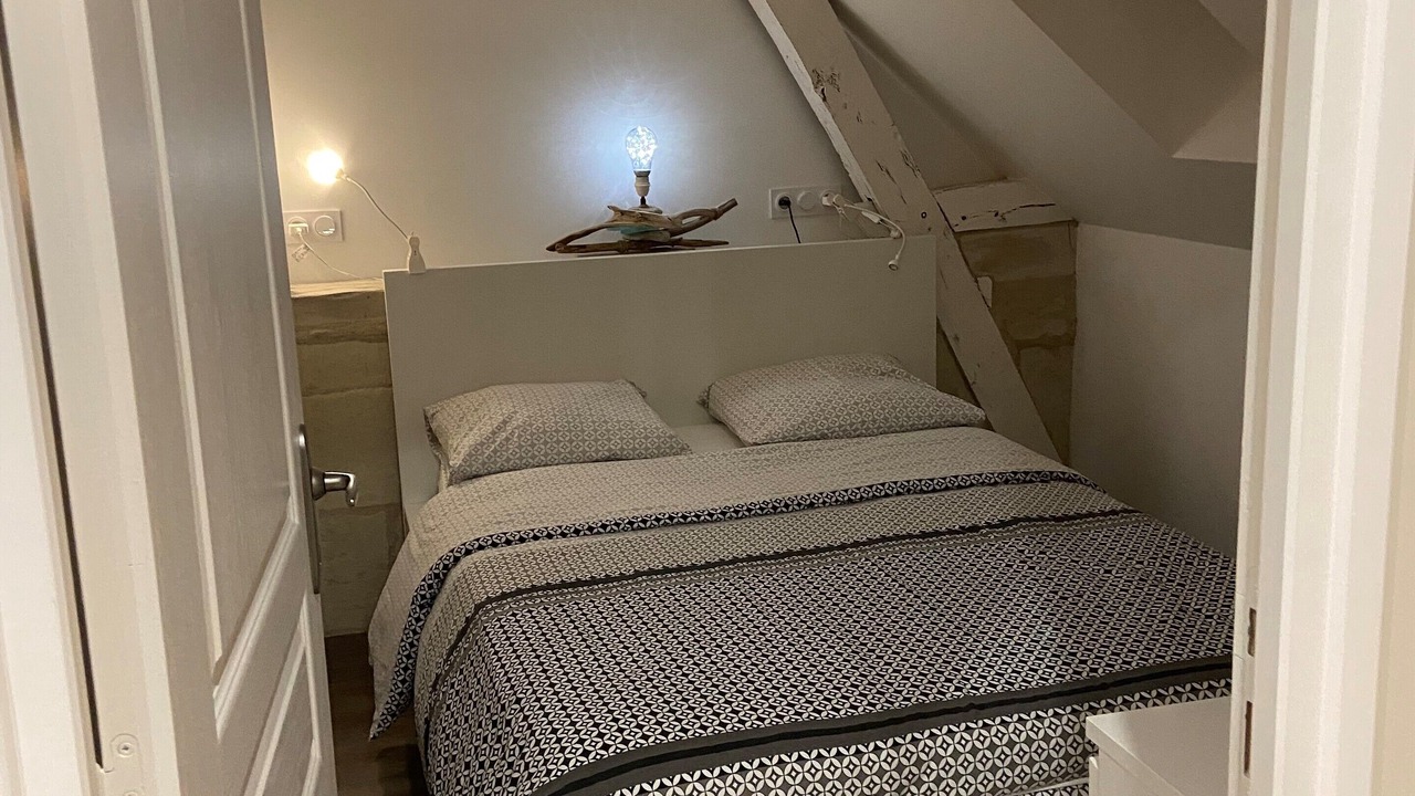 Photo of Bedroom in Avoine