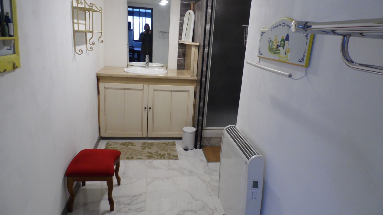 Photo of Bathroom in Nauroy