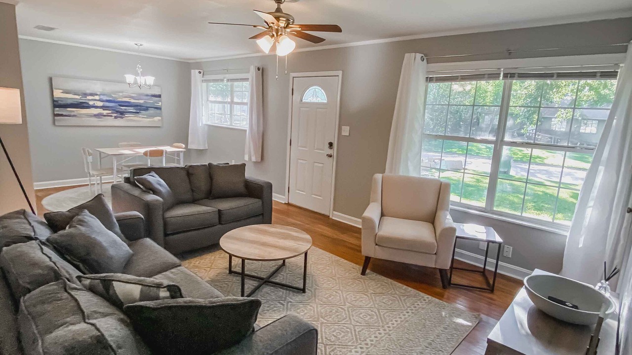 Photo of Livingroom in Hattiesburg