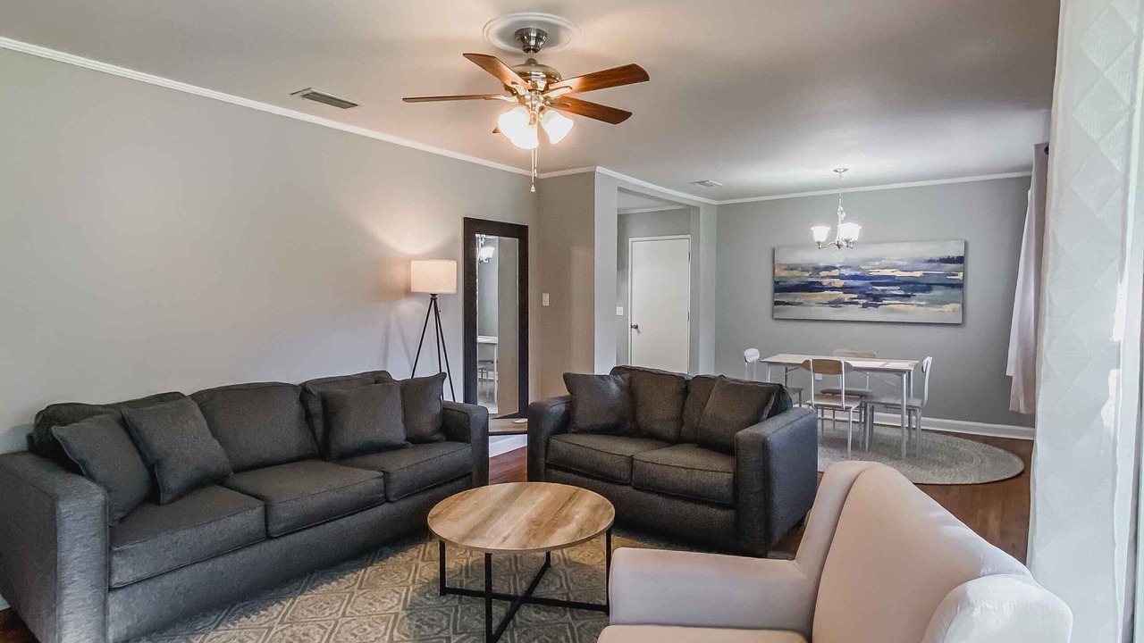 Photo of Livingroom in Hattiesburg