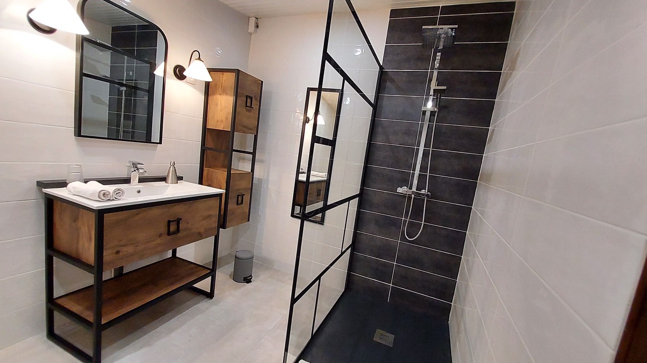 Photo of Bathroom in Courbiac