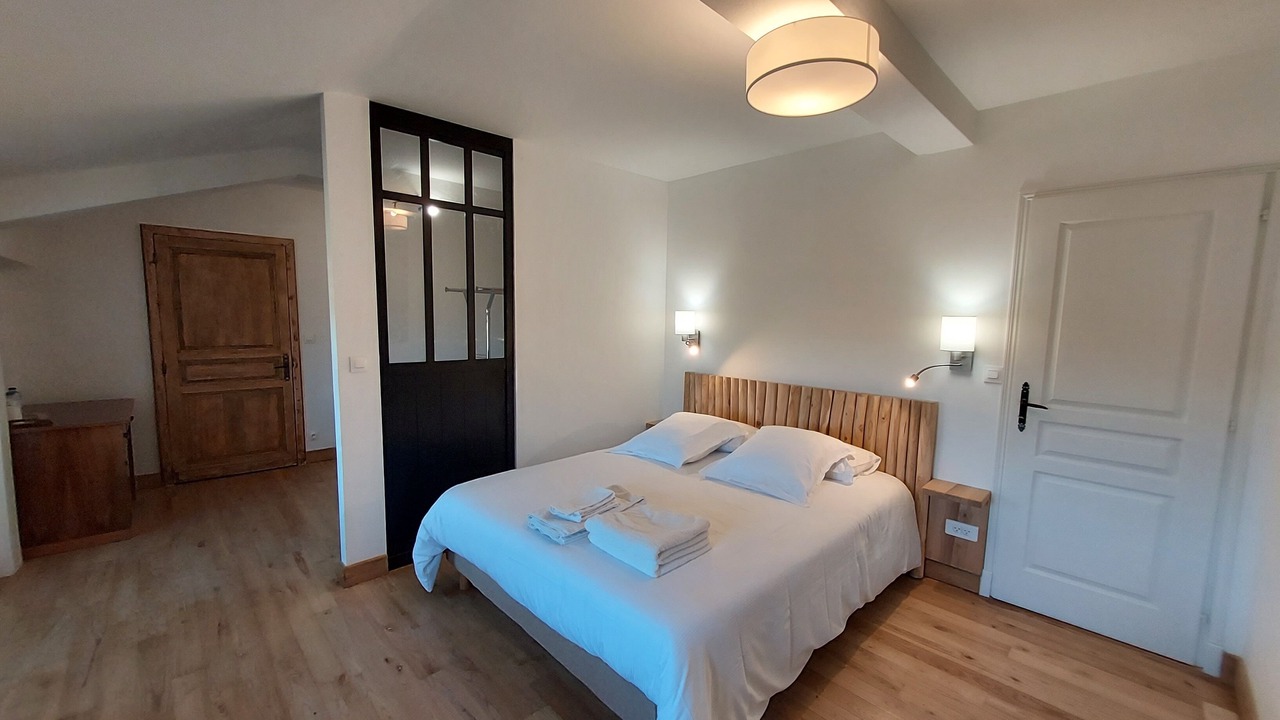 Photo of Bedroom in Courbiac