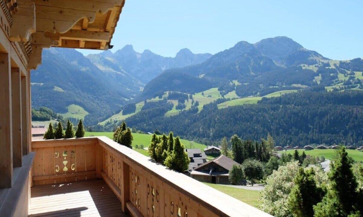 Photo of Patio Balcony in Chateau-d'Oex