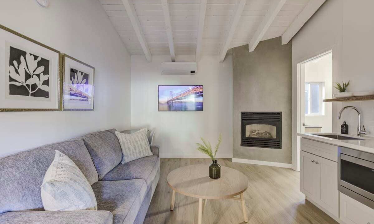 Photo of Bedroom in Lakeside Park