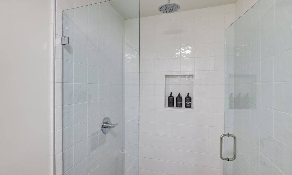 Photo of Bathroom in Lakeside Park