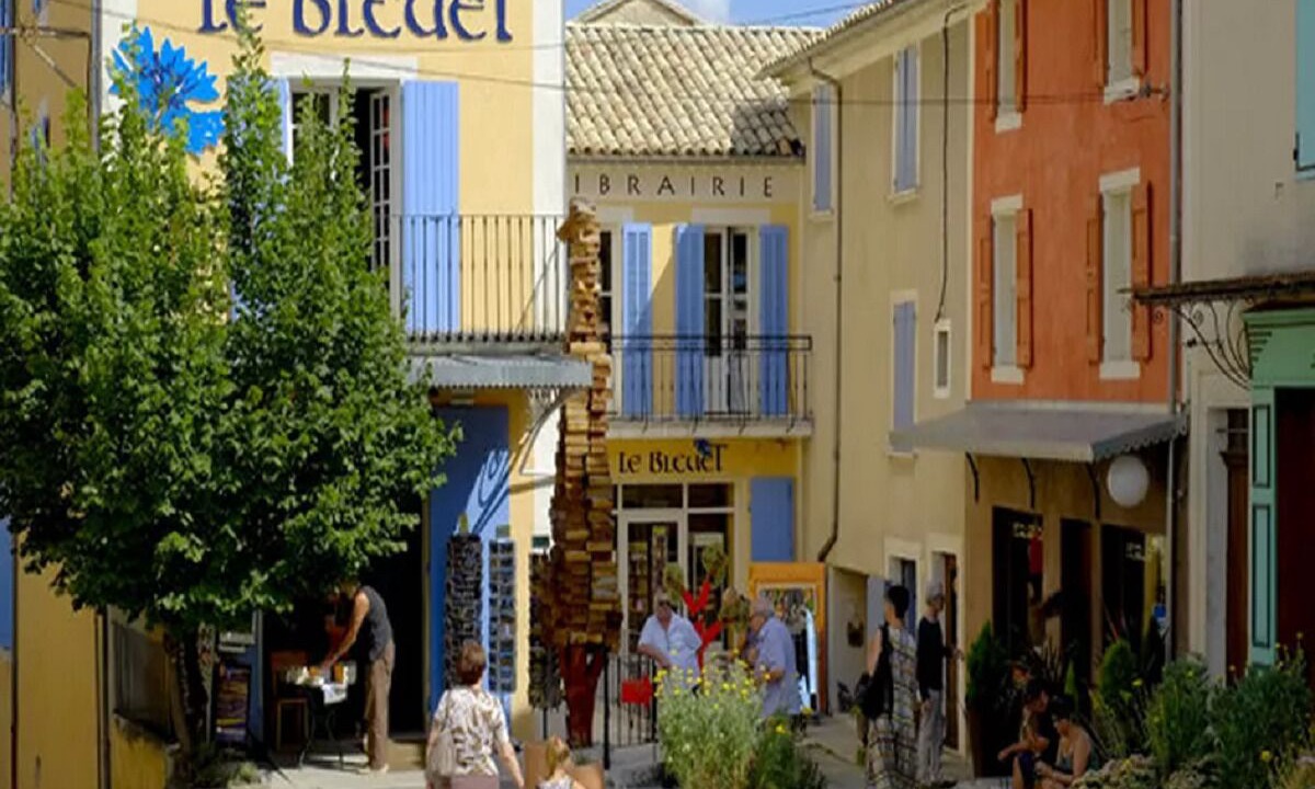 Photo of Outdoor in Cruis