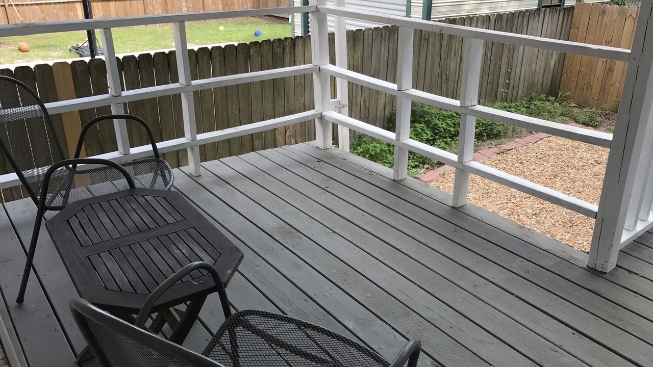 Photo of Patio Balcony in Dixon Park