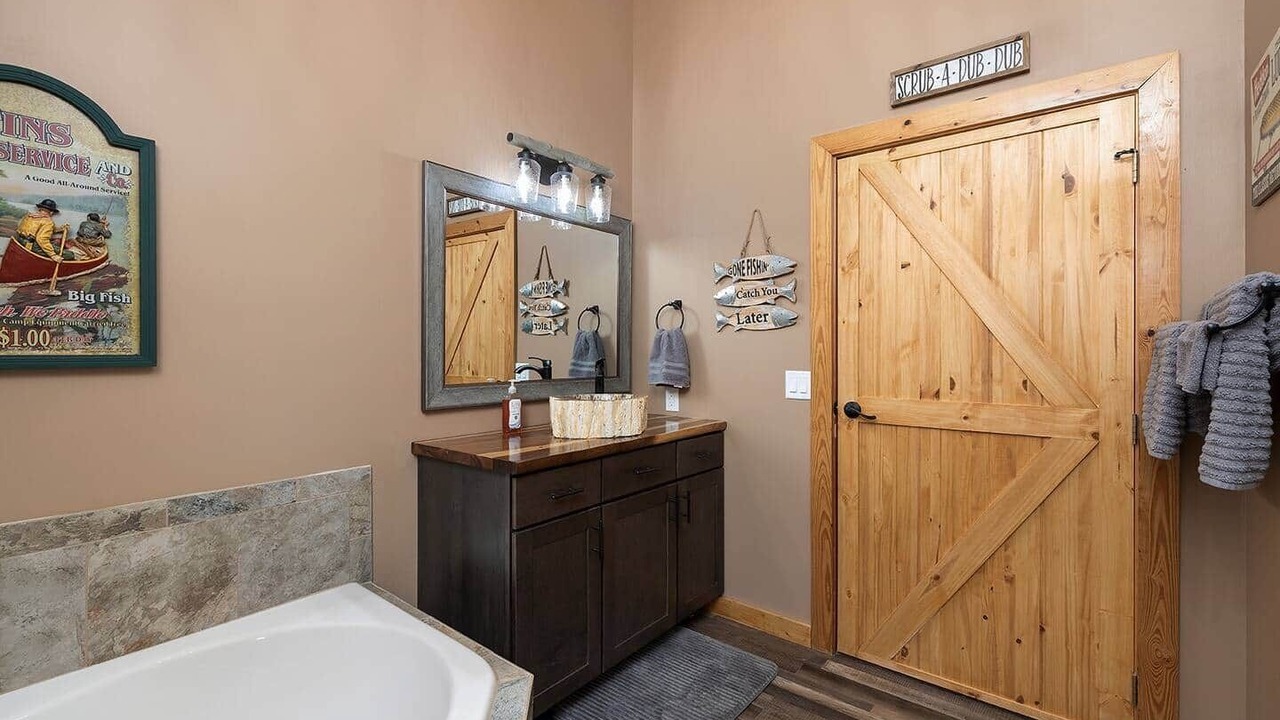 Photo of Bathroom in Notch Estates