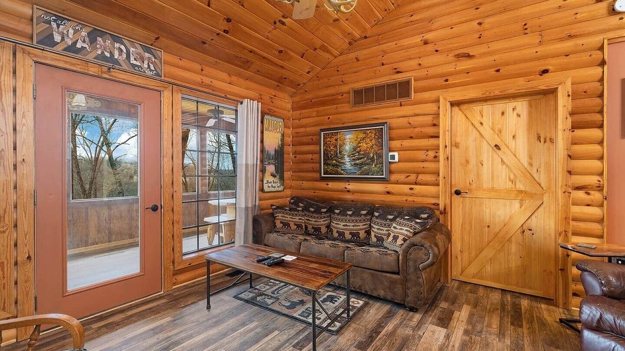 Photo of Livingroom in Notch Estates