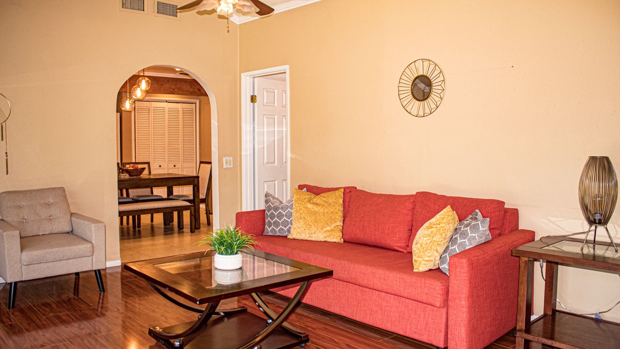 Photo of Livingroom in Fullerton