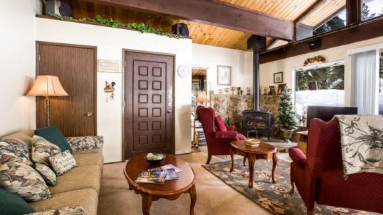 Photo of Livingroom in Carnelian Bay
