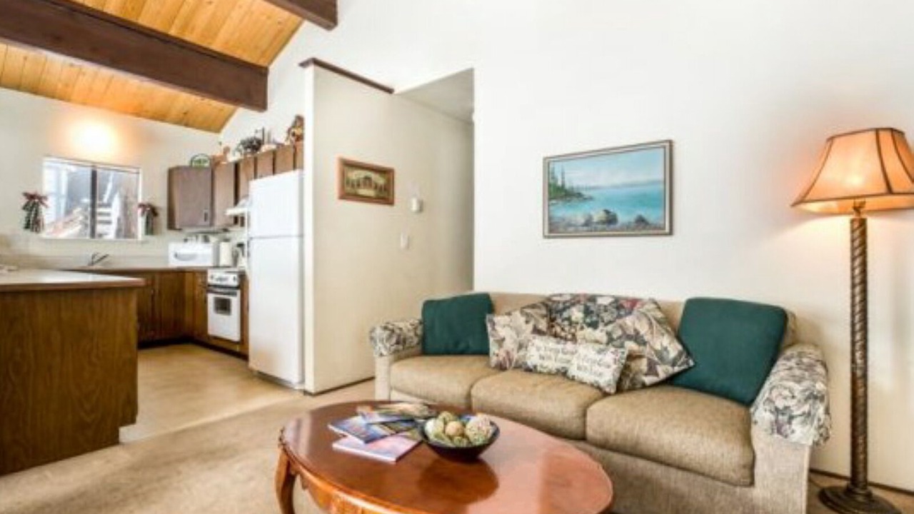 Photo of Livingroom in Carnelian Bay