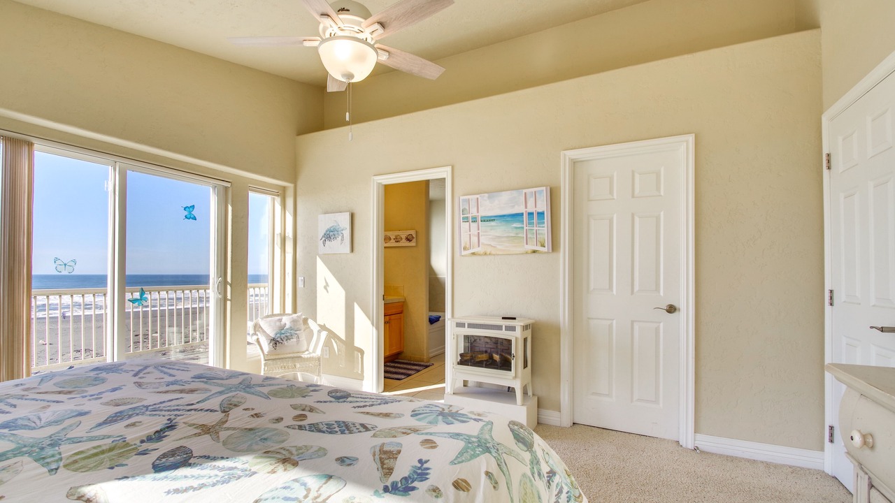 Photo of Bedroom in Gold Beach