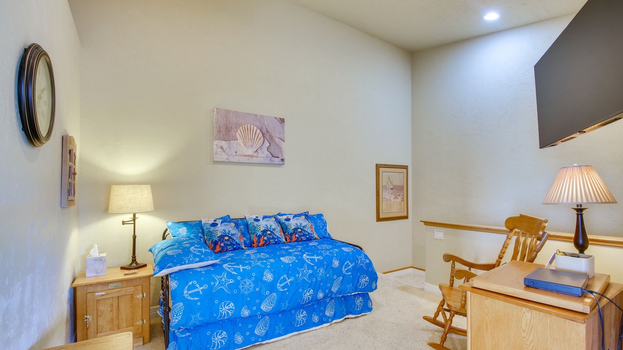 Photo of Bedroom in Gold Beach