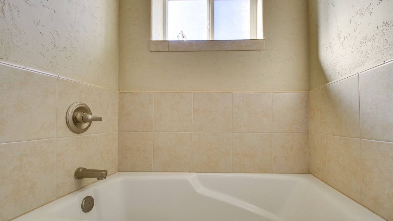 Photo of Bathroom in Gold Beach