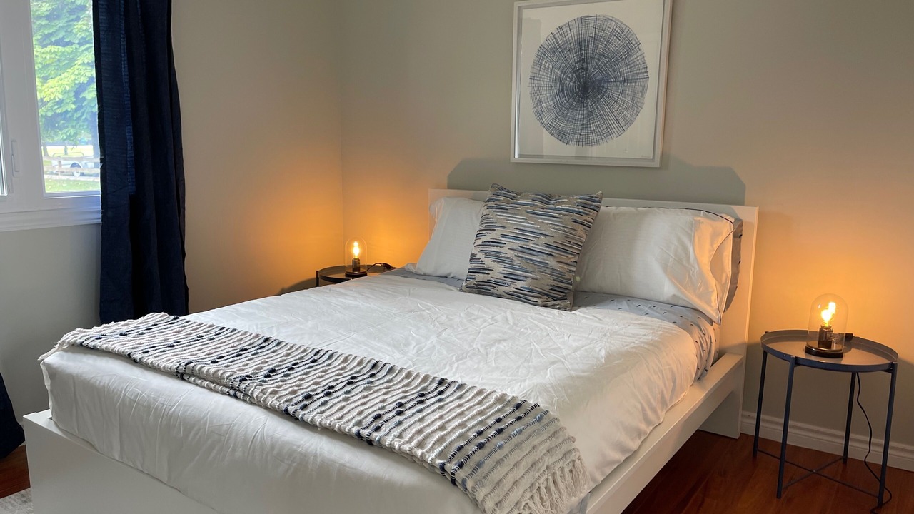 Photo of Bedroom in Adolphustown