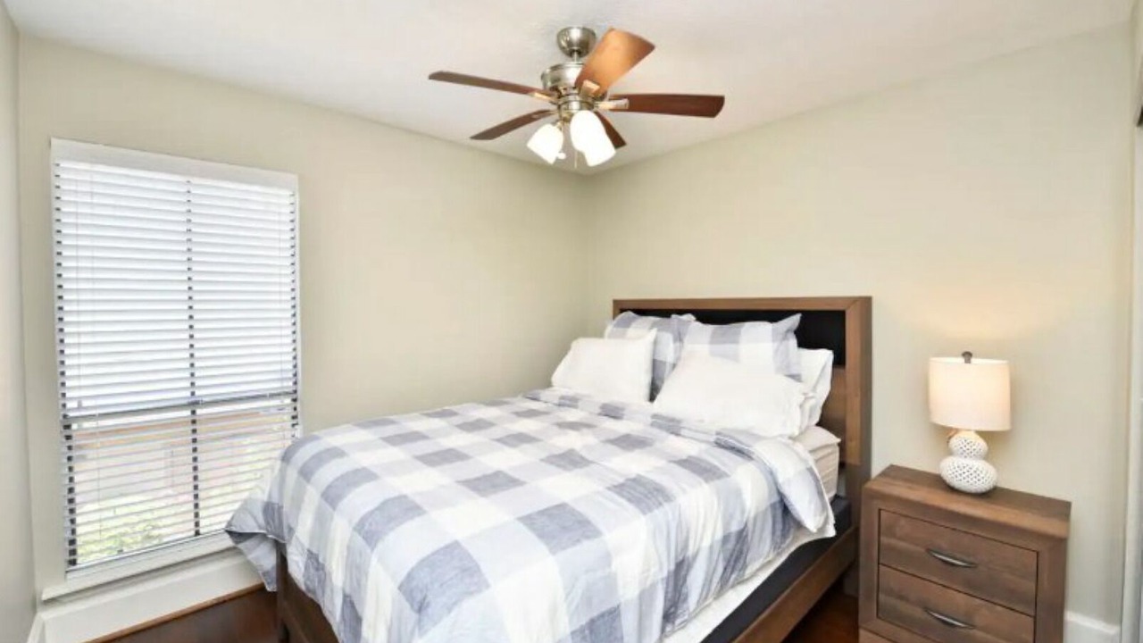 Photo of Bedroom in Brookhollow