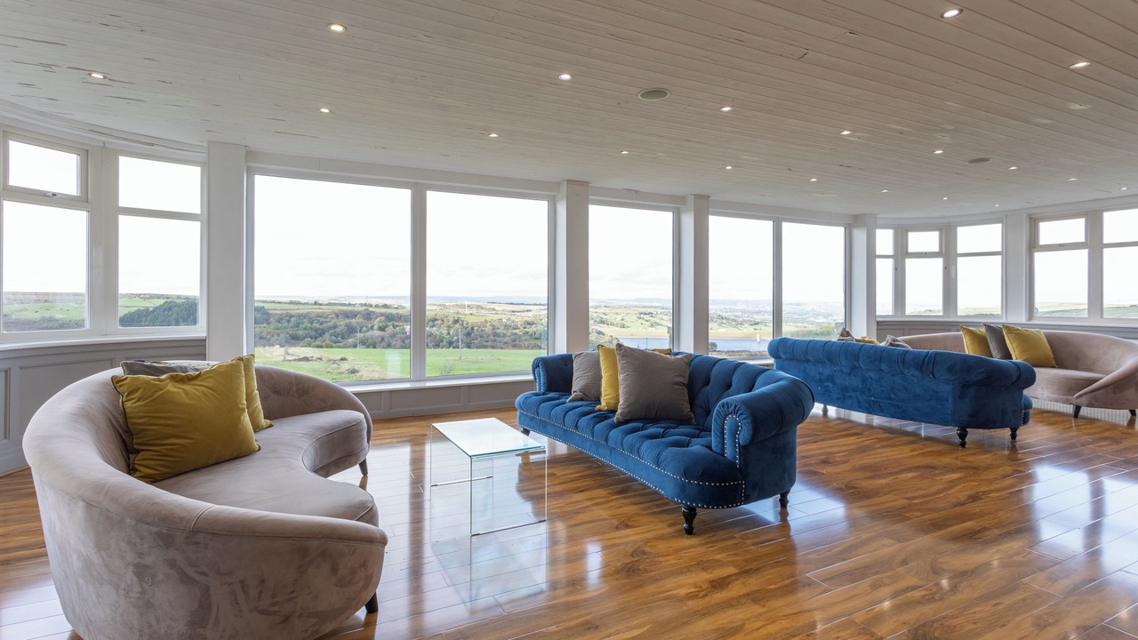 Photo of Others in Ainley Top