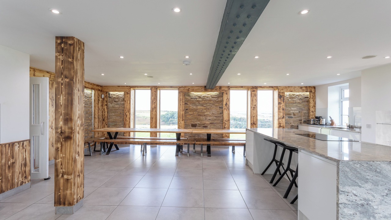 Photo of Others in Ainley Top