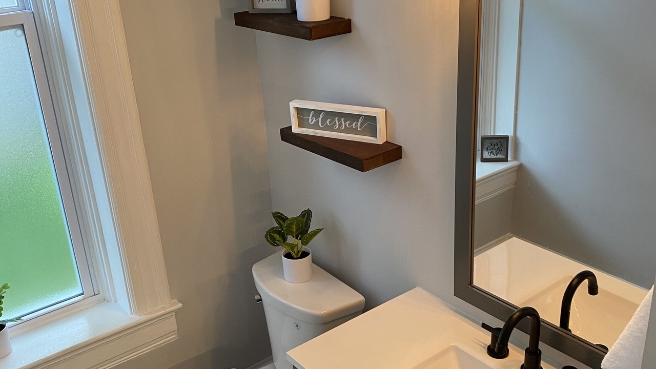 Photo of Bathroom in St. Louis
