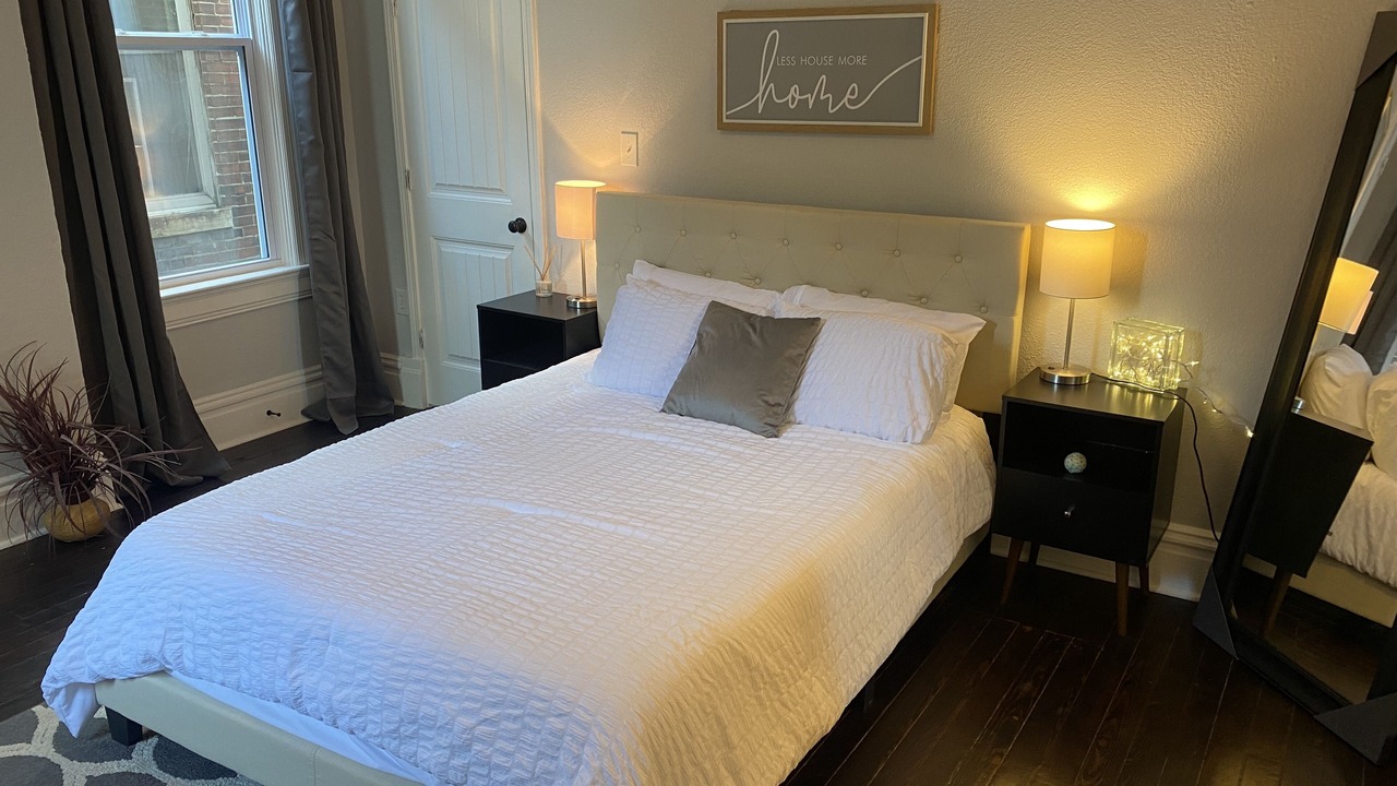 Photo of Bedroom in St. Louis