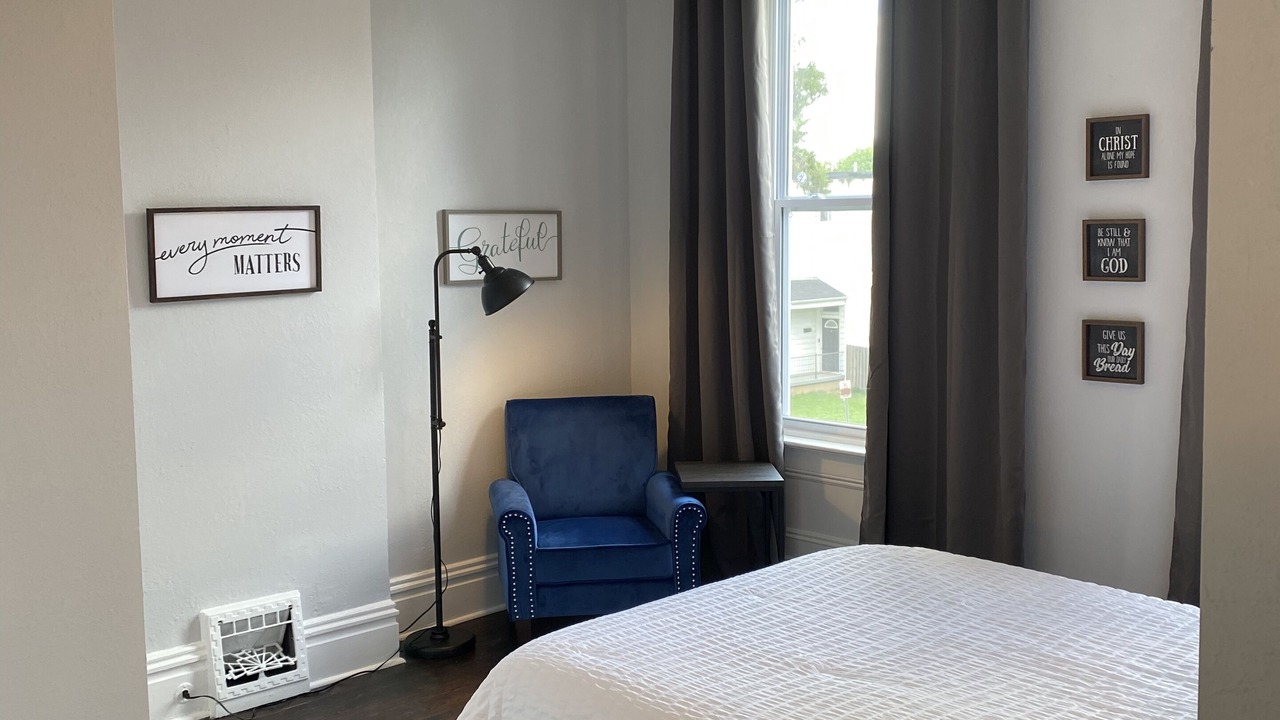 Photo of Bedroom in St. Louis