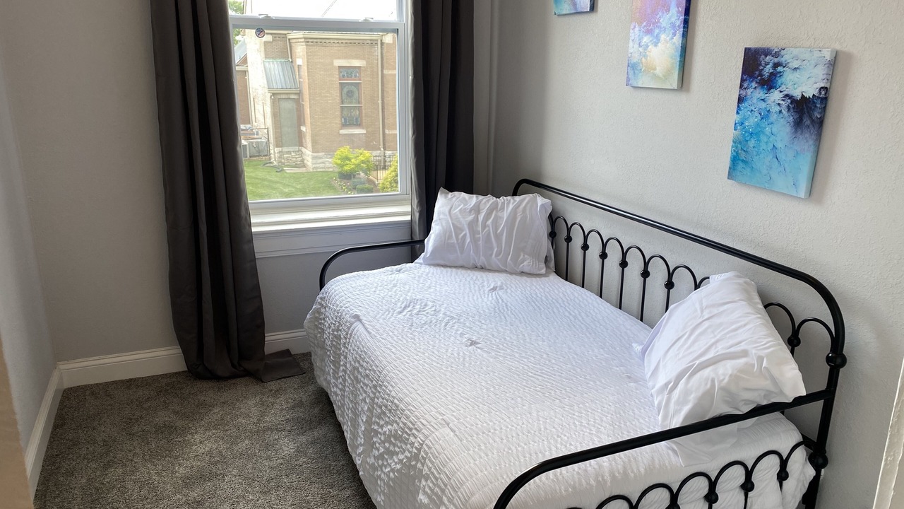 Photo of Bedroom in St. Louis