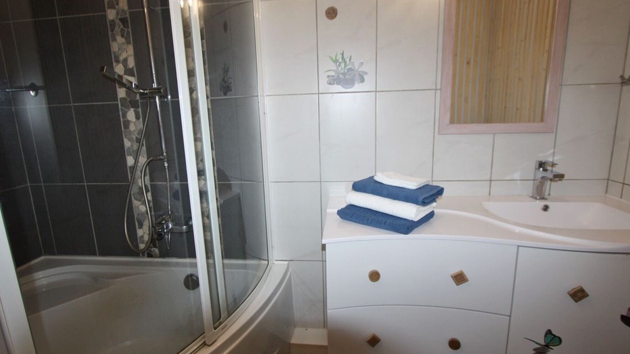 Photo of Bathroom in Le Saulcy