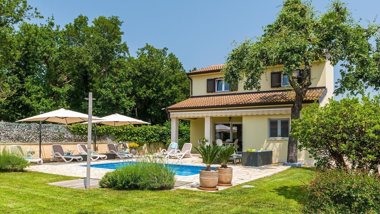 Photo of Outdoor in Matohanci