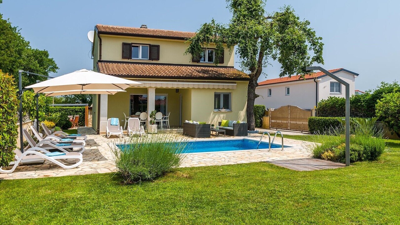 Photo of Outdoor in Matohanci