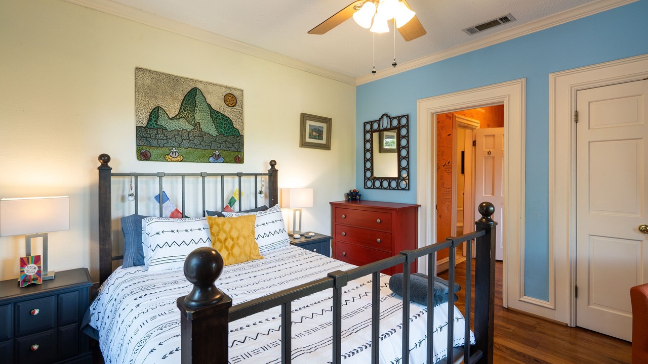 Photo of Bedroom in Barton Heights