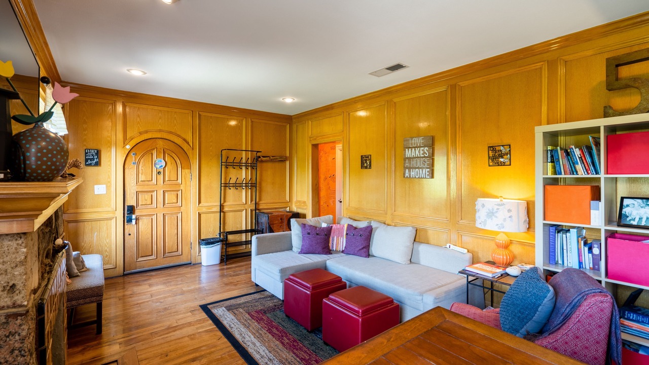 Photo of Livingroom in Barton Heights