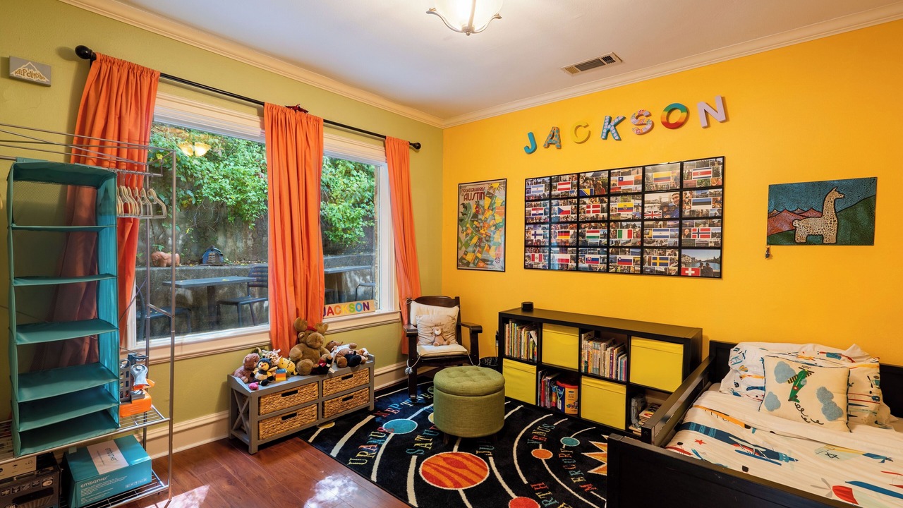 Photo of Bedroom in Barton Heights