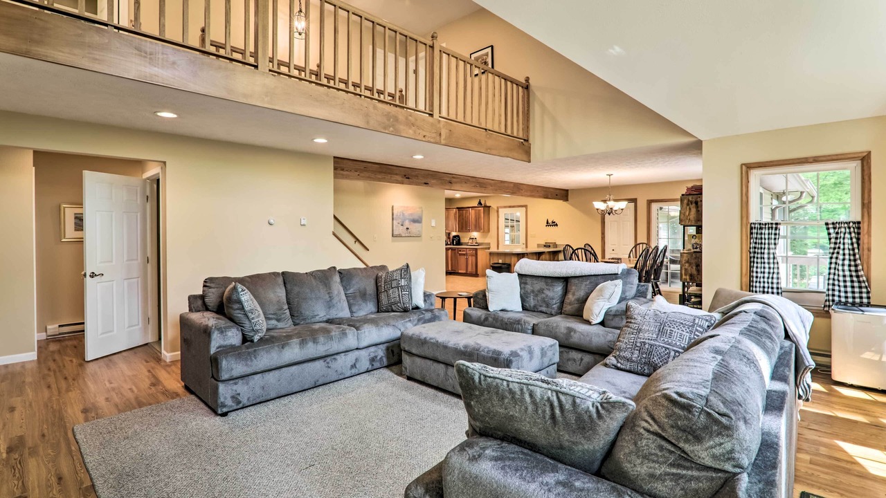 Photo of Livingroom in Gouldsboro