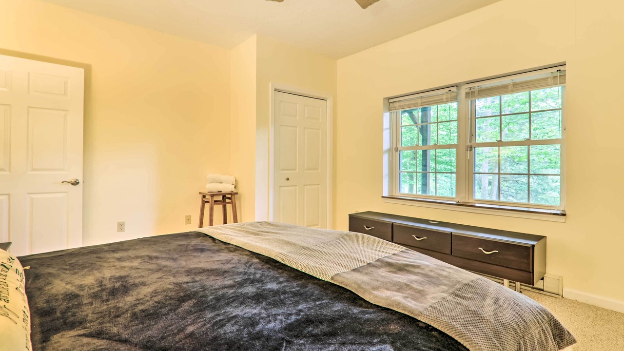 Photo of Bedroom in Gouldsboro