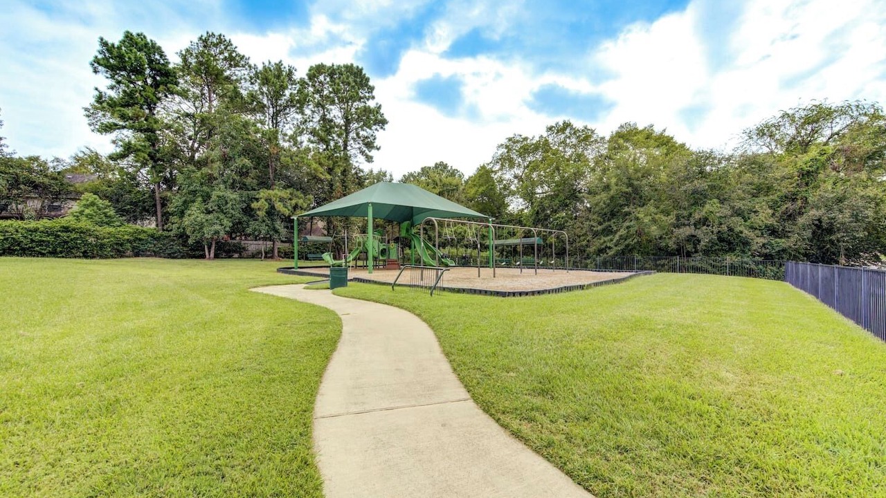 Photo of Others in Walden on Lake Conroe
