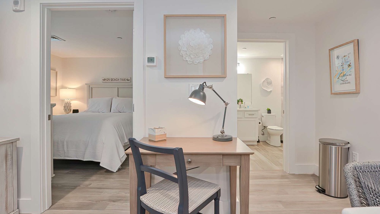 Photo of Bedroom in Plymouth Cultural District