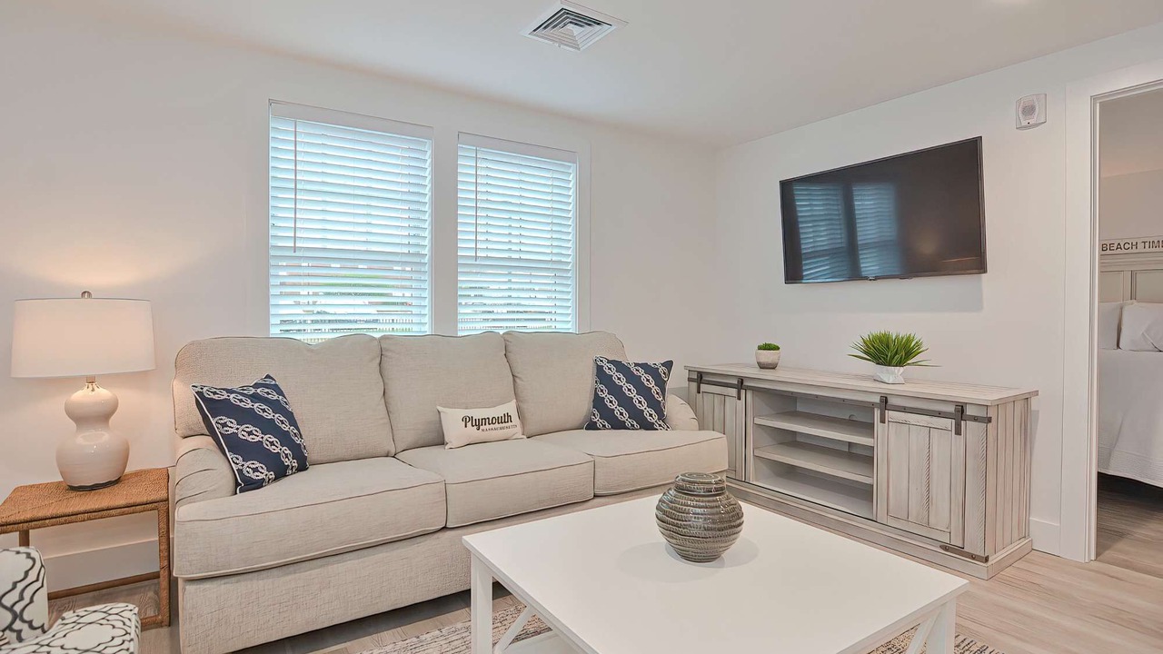 Photo of Livingroom in Plymouth Cultural District