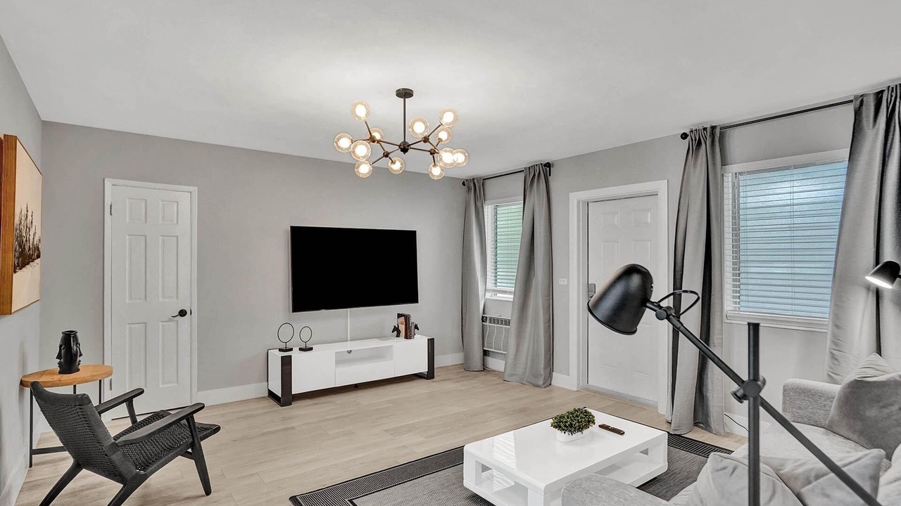 Photo of Livingroom in West Avenue