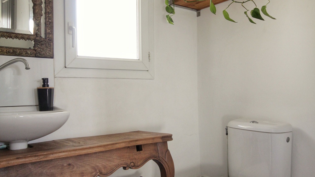 Photo of Bathroom in Vailhauques