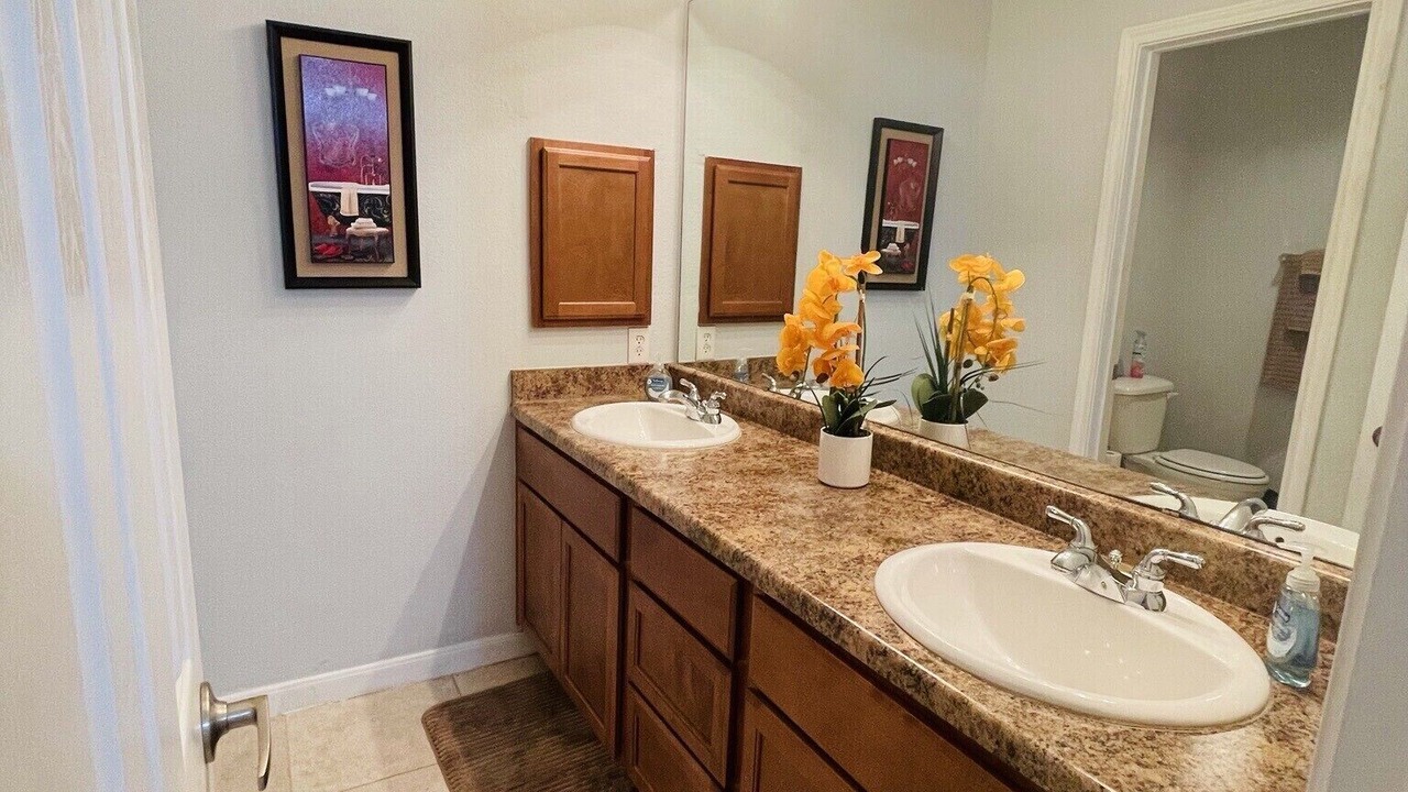 Photo of Bathroom in Medical Center District
