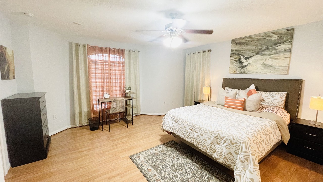 Photo of Bedroom in Medical Center District