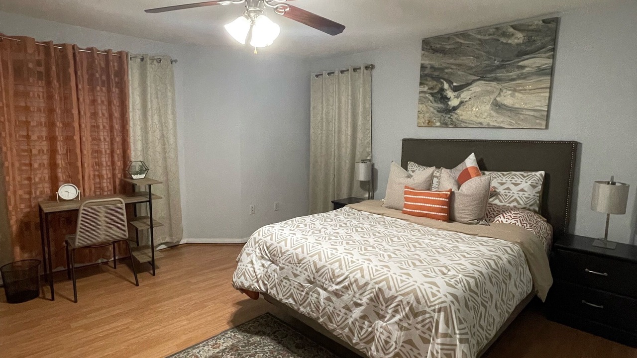 Photo of Bedroom in Medical Center District