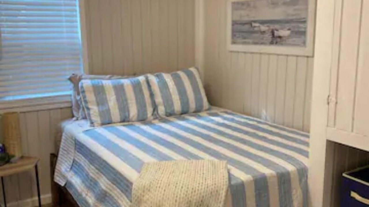 Photo of Bedroom in Leamington