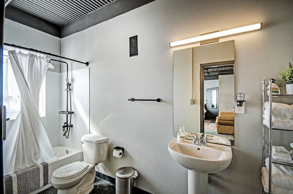 Photo of Bathroom in Greater Belhaven