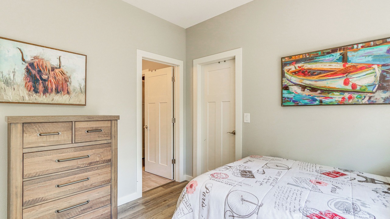 Photo of Bedroom in Tarheel